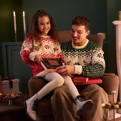 Happy Holidays Collier Piece